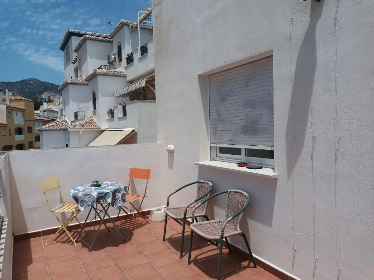 Torrequebrada Del Mar Holidays ベナルマデナ